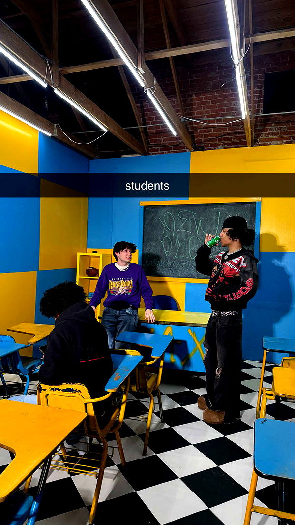 notnevaaadaa image ~ Altpins