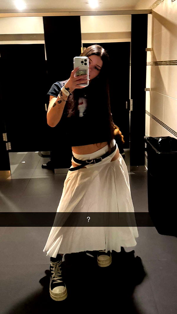 notnevaaadaa image ~ Altpins