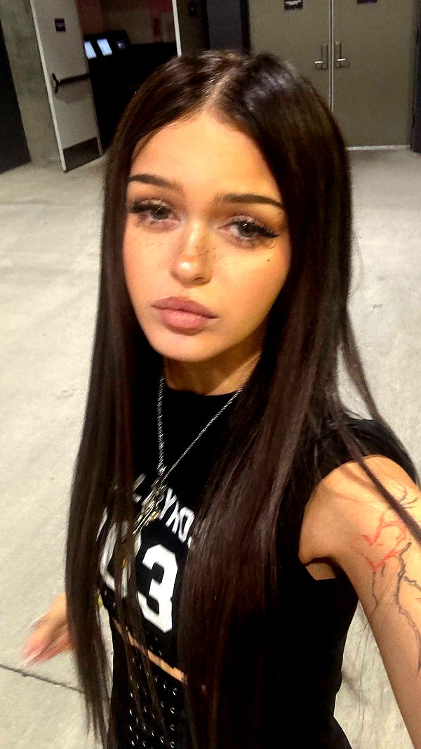 notnevaaadaa image ~ Altpins