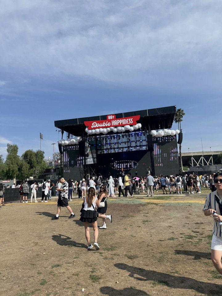 notnevaaadaa snapchat image archive image