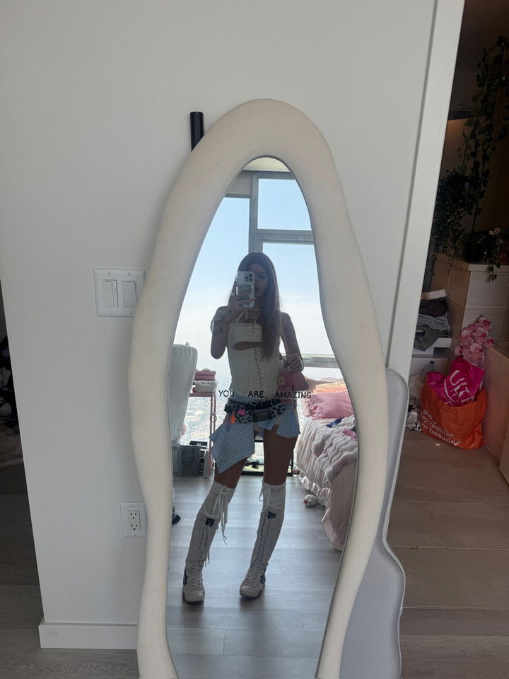 notnevaaadaa snapchat image archive image