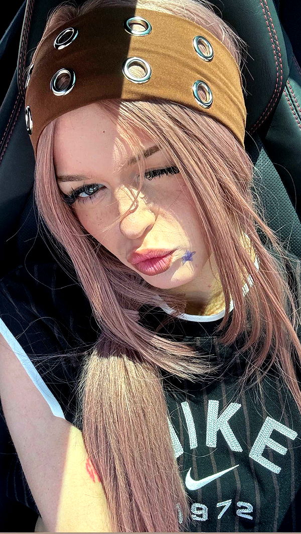 notnevaaadaa image ~ Altpins