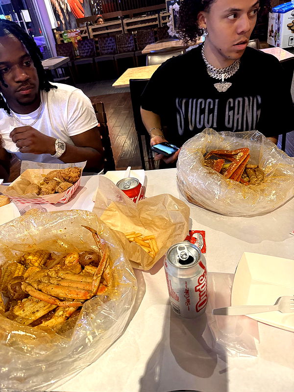 notnevaaadaa image ~ Altpins