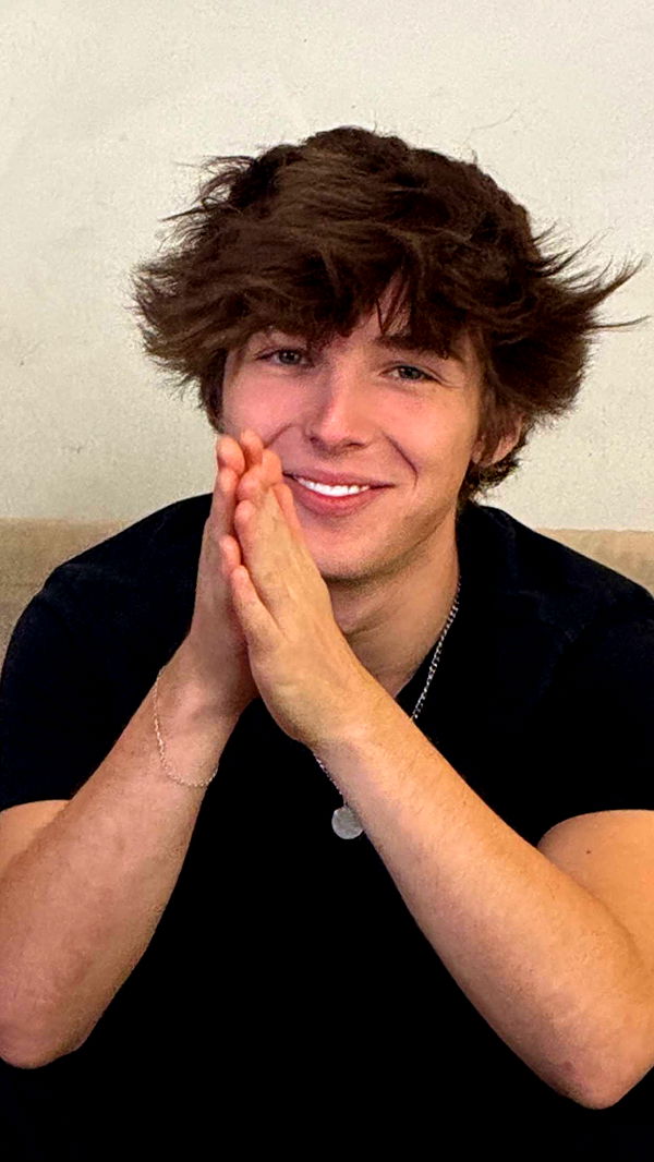 notnevaaadaa image ~ Altpins