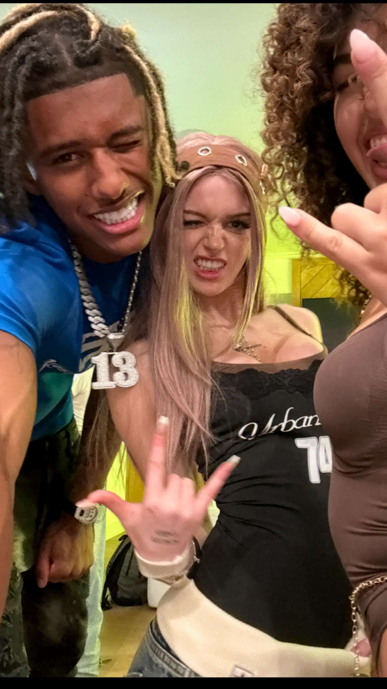 notnevaaadaa snapchat image archive image