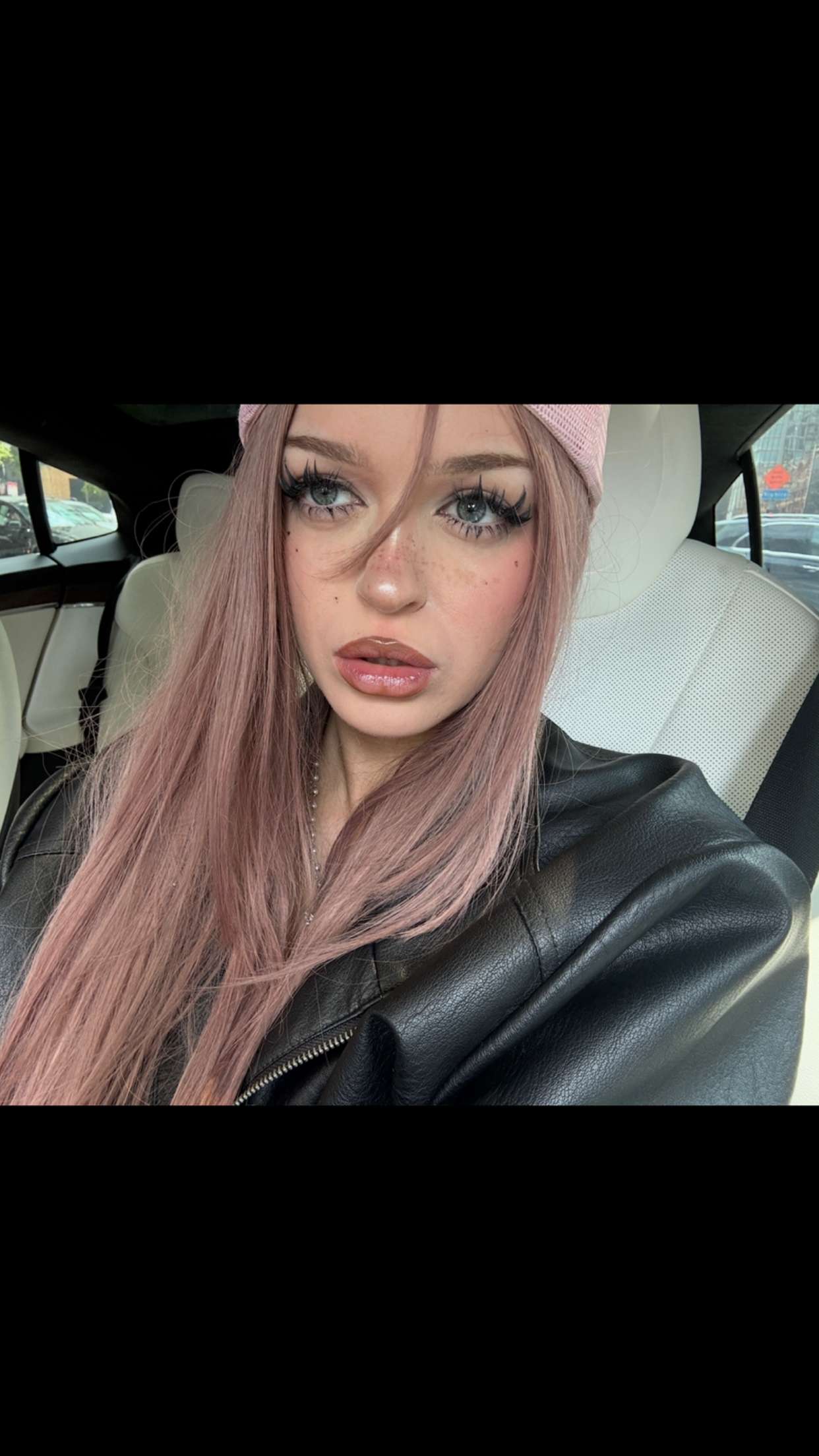 notnevaaadaa snapchat image archive image