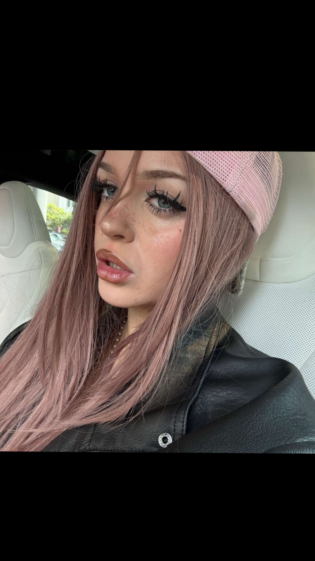 notnevaaadaa snapchat image archive image