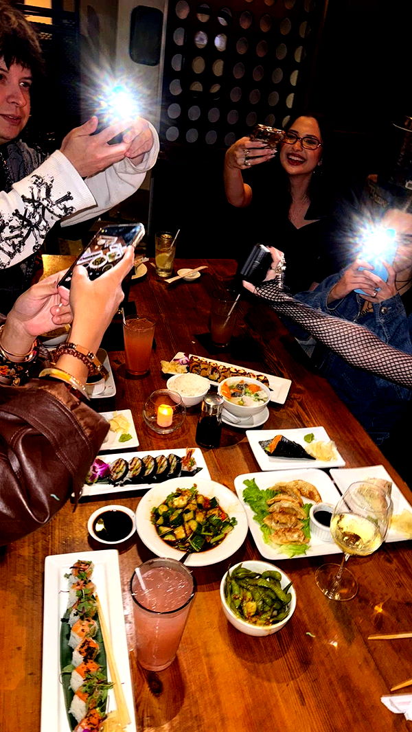 notnevaaadaa image ~ Altpins