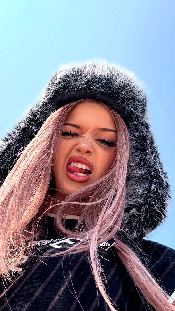 notnevaaadaa image ~ Altpins