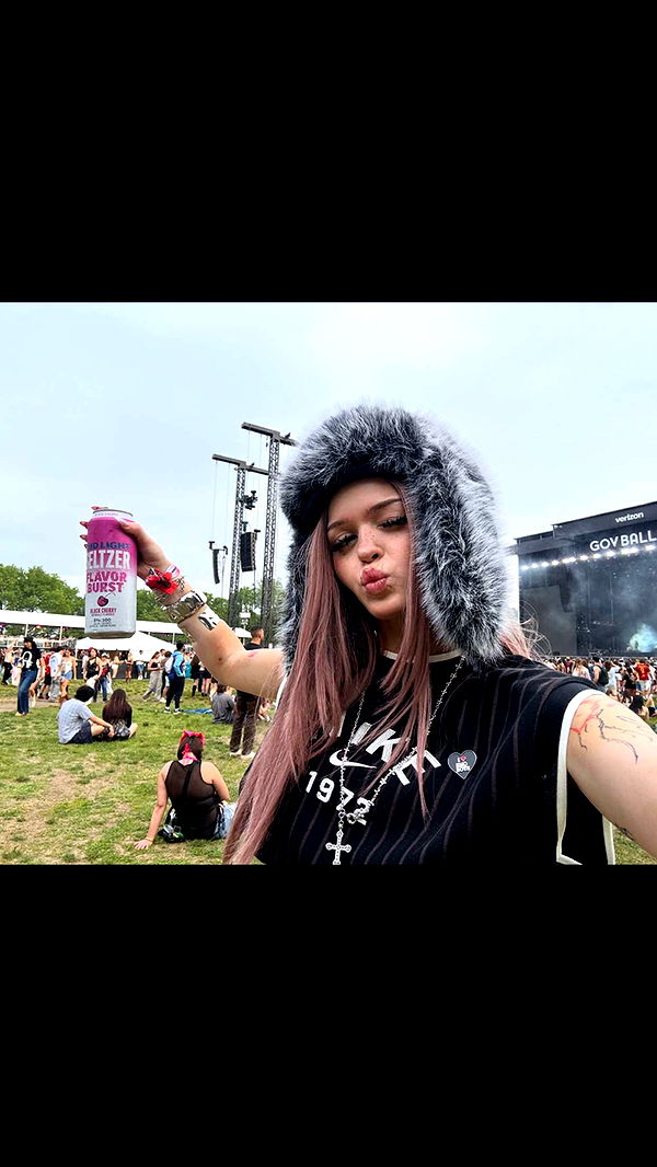 notnevaaadaa image ~ Altpins