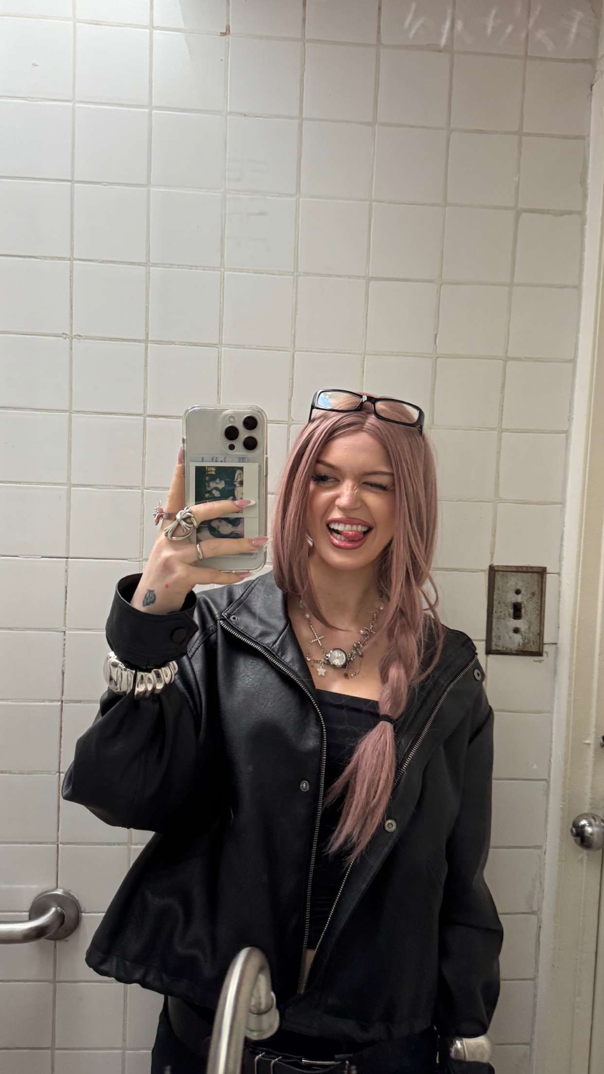 notnevaaadaa snapchat image archive image