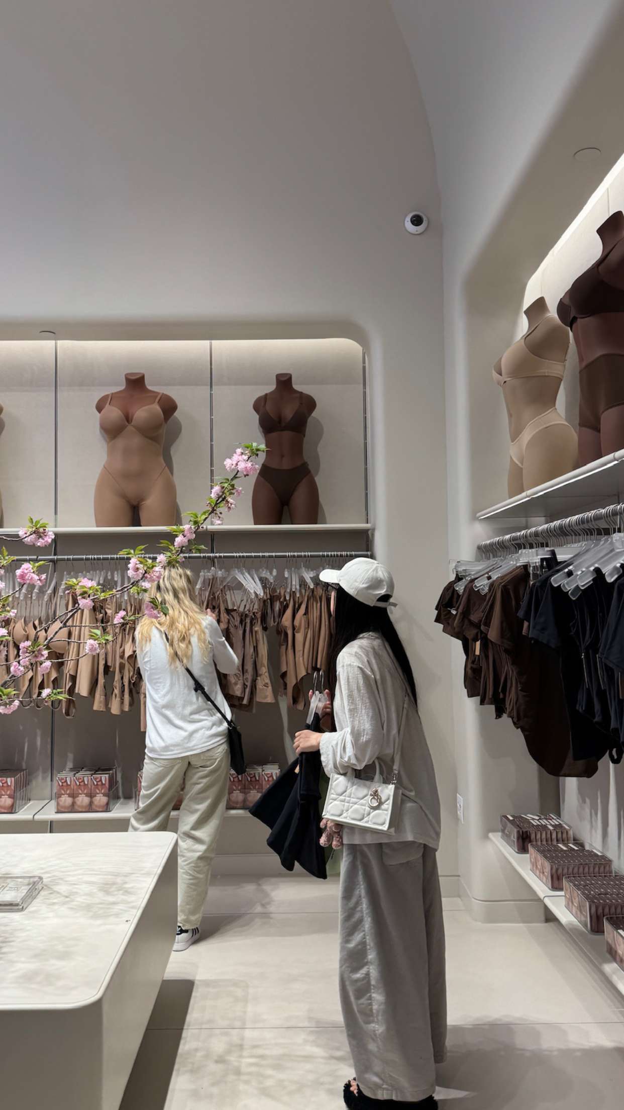 notnevaaadaa snapchat image archive image