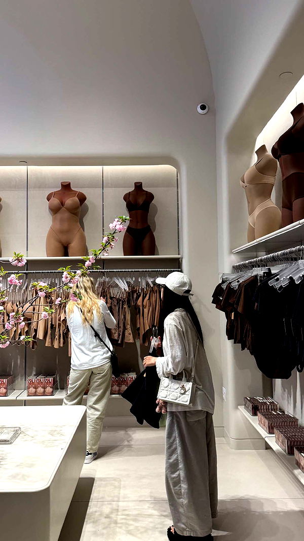 notnevaaadaa image ~ Altpins