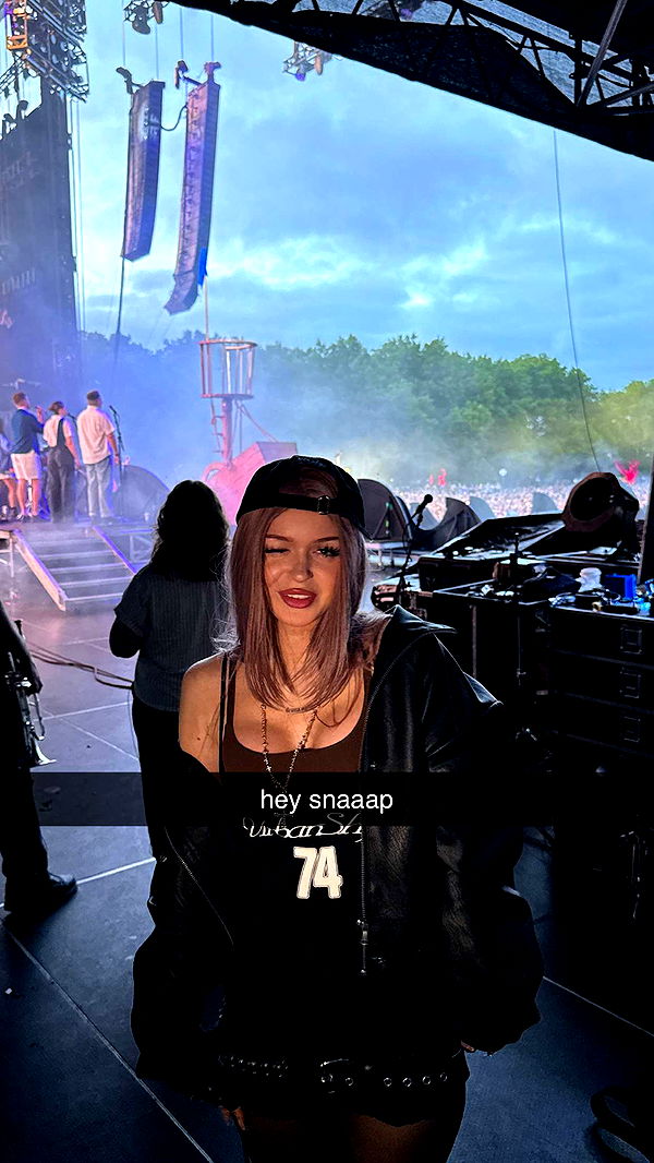 notnevaaadaa image ~ Altpins