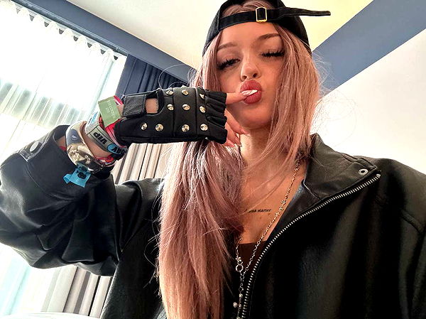 notnevaaadaa image ~ Altpins