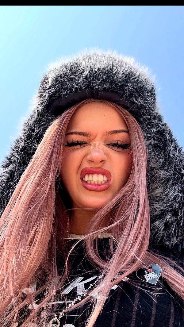 notnevaaadaa image ~ Altpins