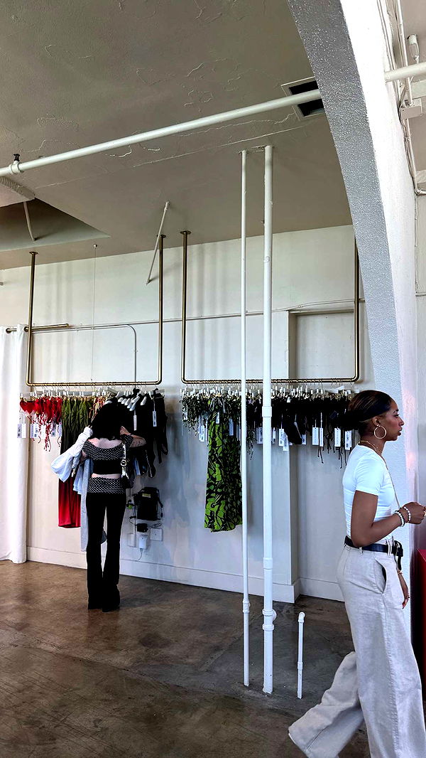 notnevaaadaa image ~ Altpins