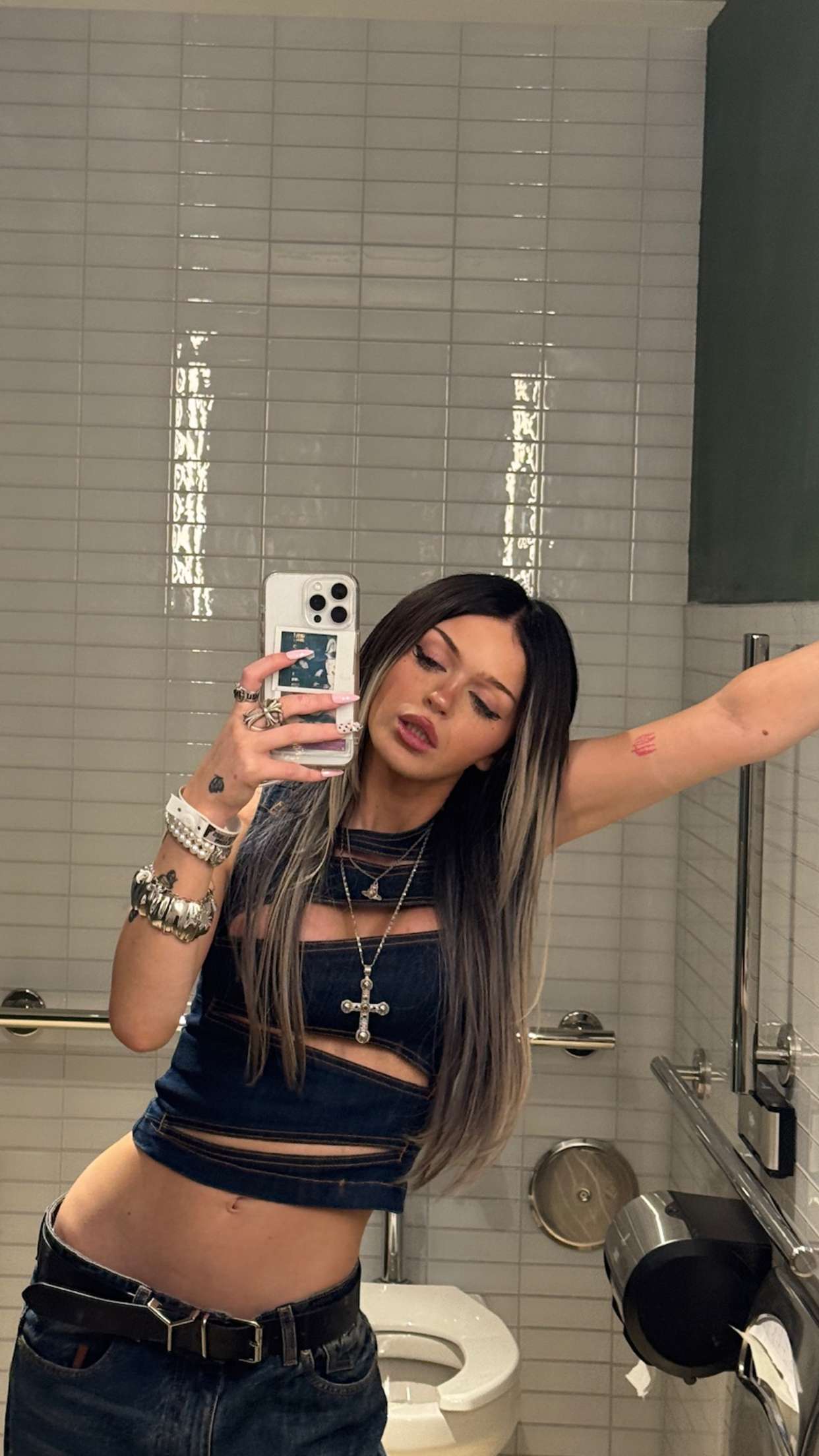 notnevaaadaa snapchat image archive image