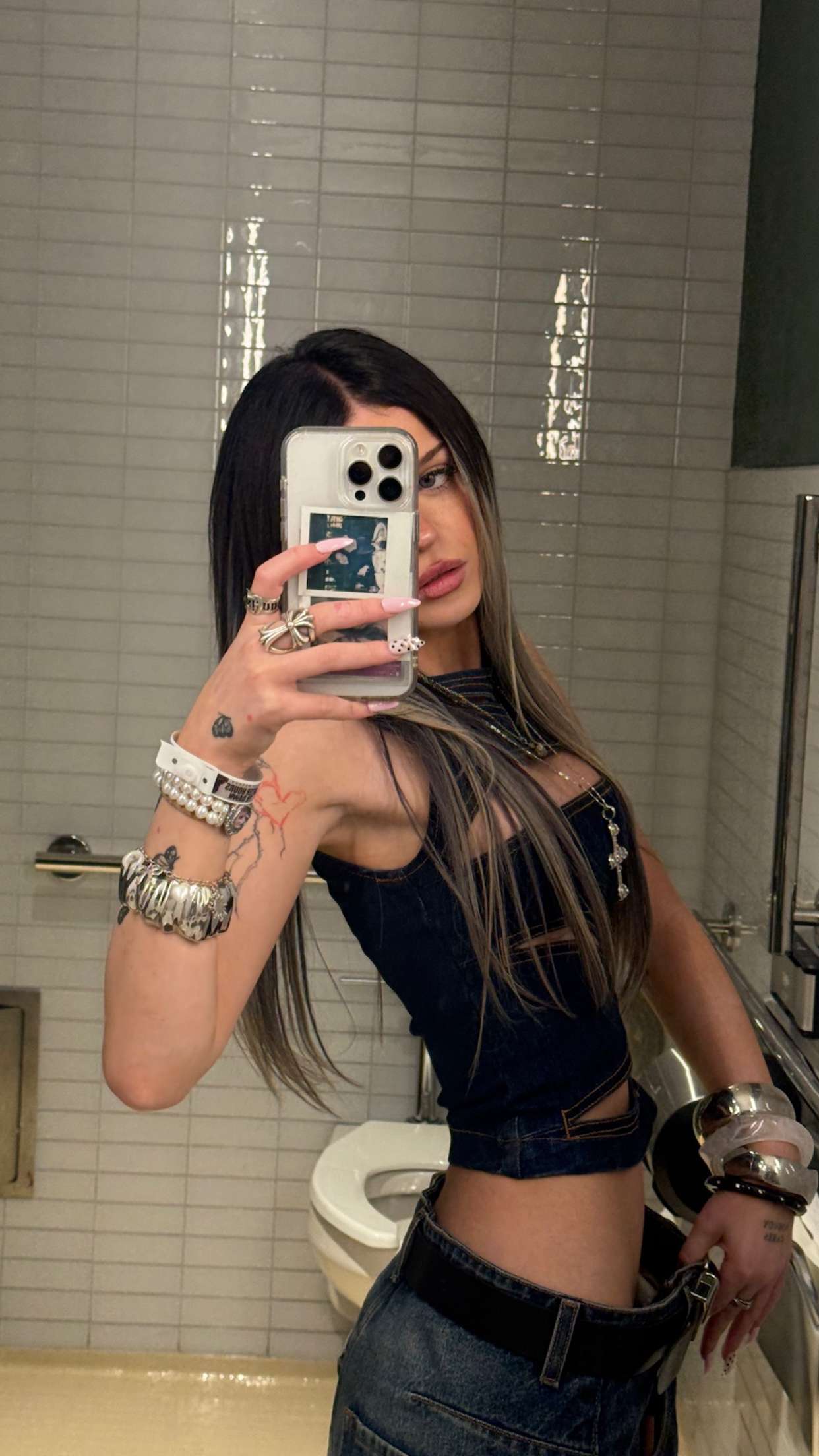 notnevaaadaa snapchat image archive image