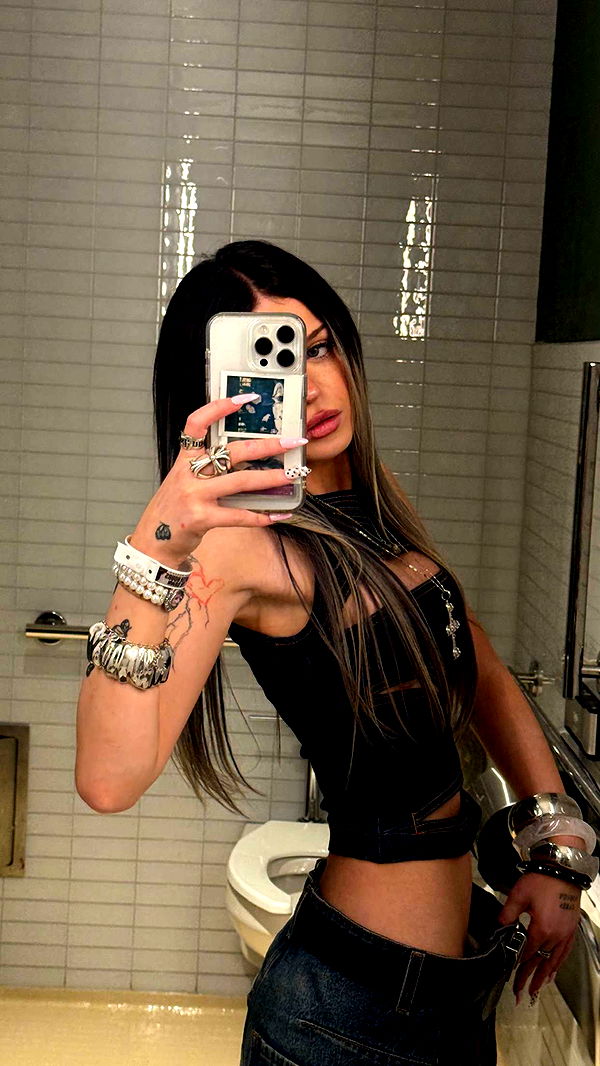 notnevaaadaa image ~ Altpins