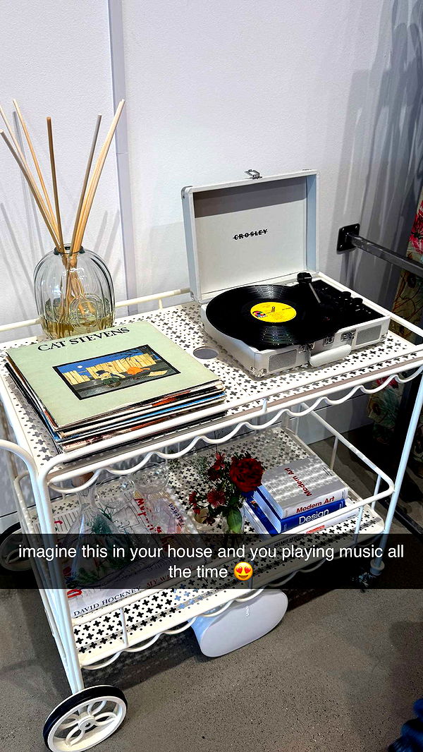 notnevaaadaa image ~ Altpins