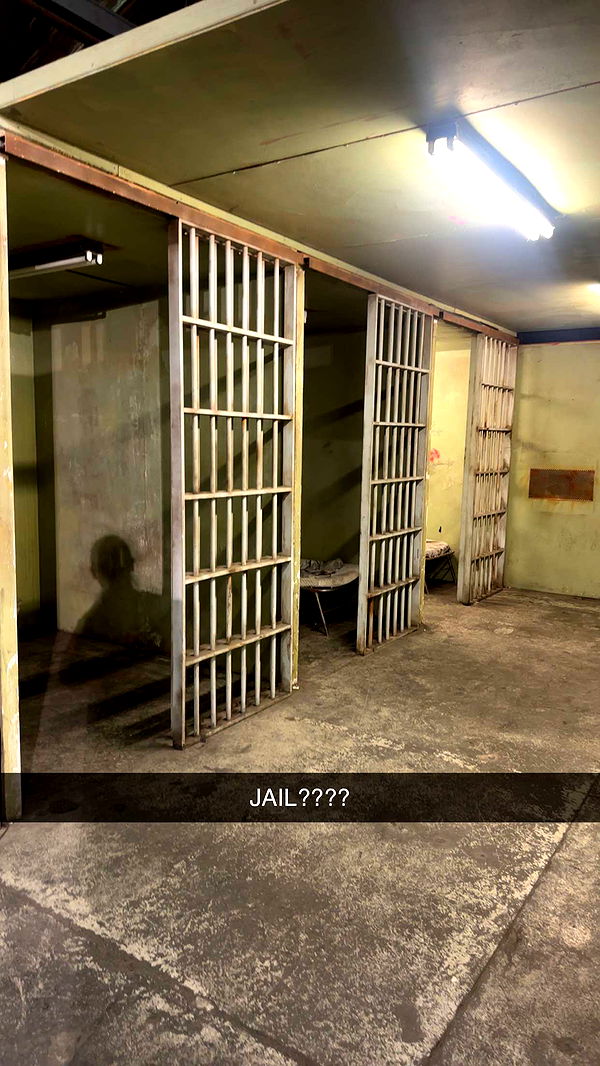 notnevaaadaa image ~ Altpins