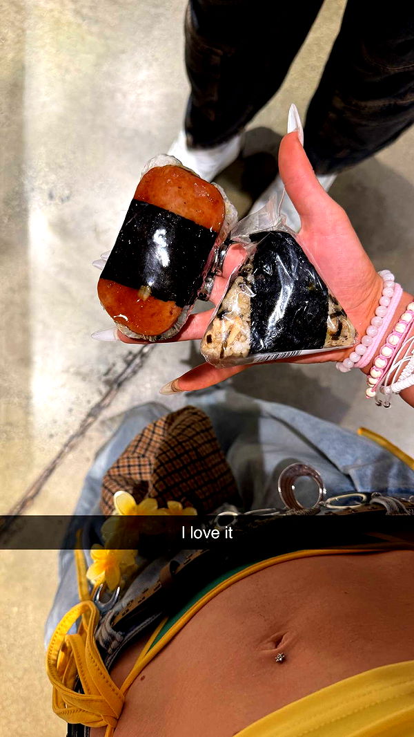 notnevaaadaa image ~ Altpins