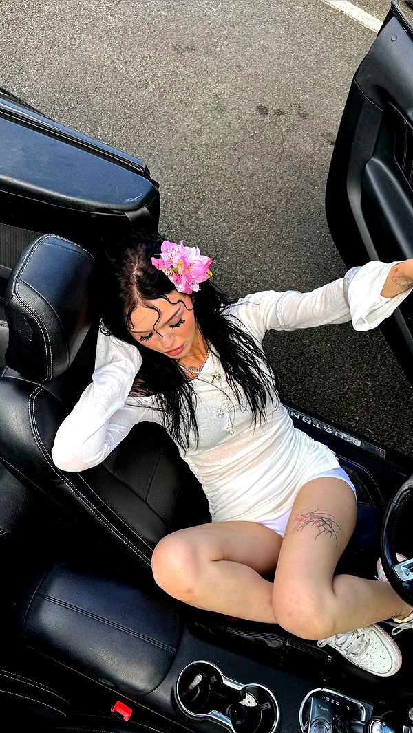 notnevaaadaa image ~ Altpins