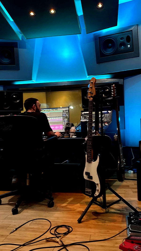 notnevaaadaa image ~ Altpins