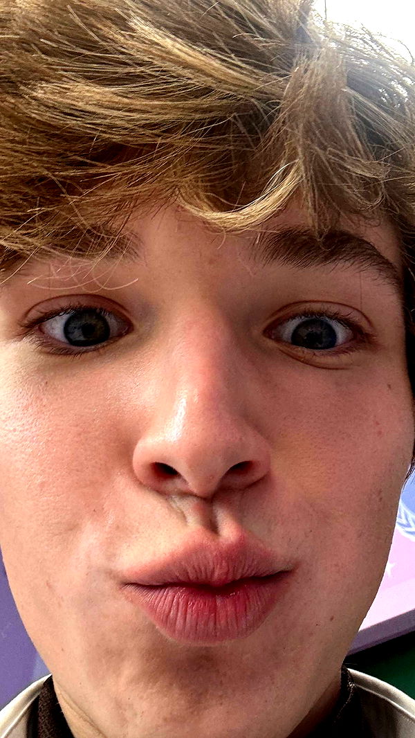 notnevaaadaa image ~ Altpins