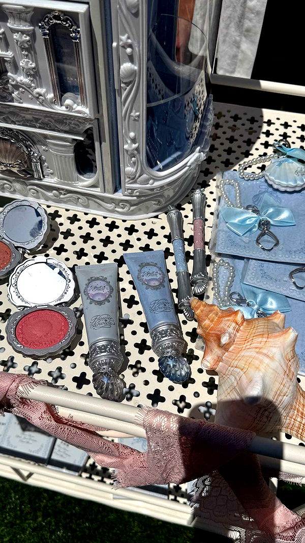 notnevaaadaa image ~ Altpins