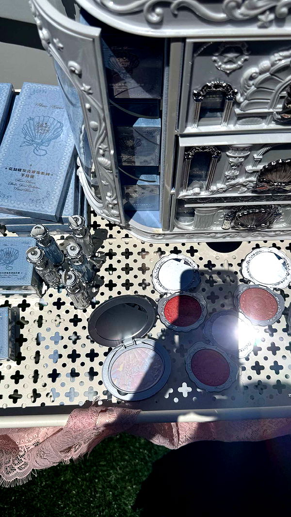 notnevaaadaa image ~ Altpins