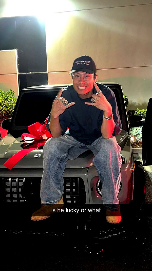 notnevaaadaa image ~ Altpins