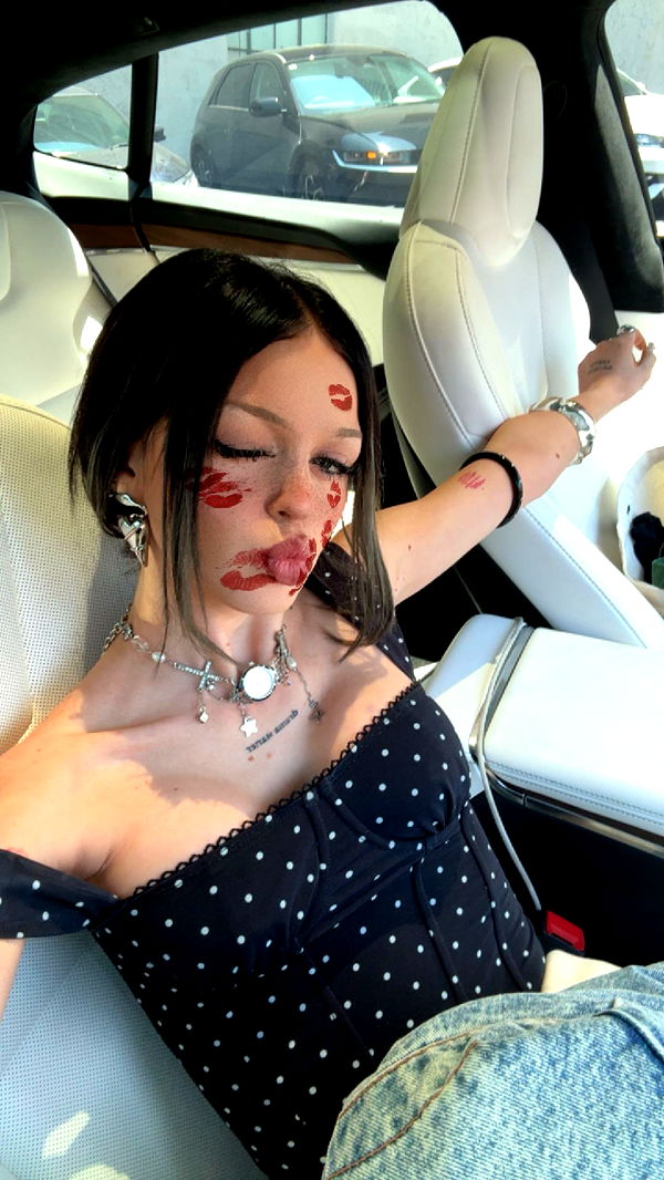 notnevaaadaa image ~ Altpins