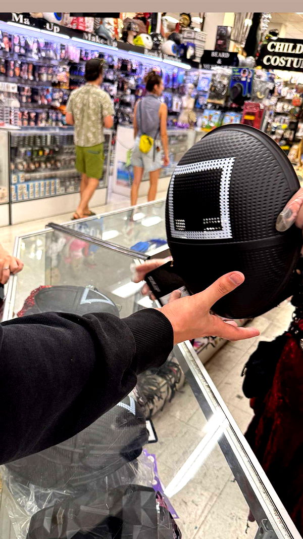 notnevaaadaa image ~ Altpins