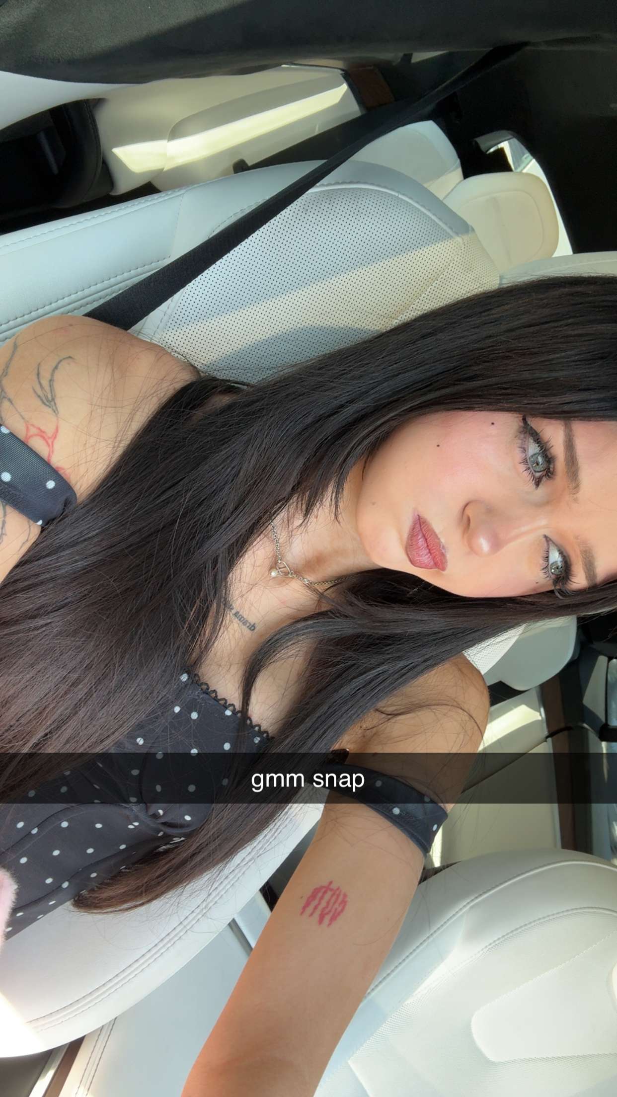 notnevaaadaa snapchat image archive image