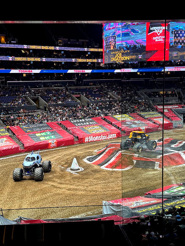 notnevaaadaa image ~ Altpins