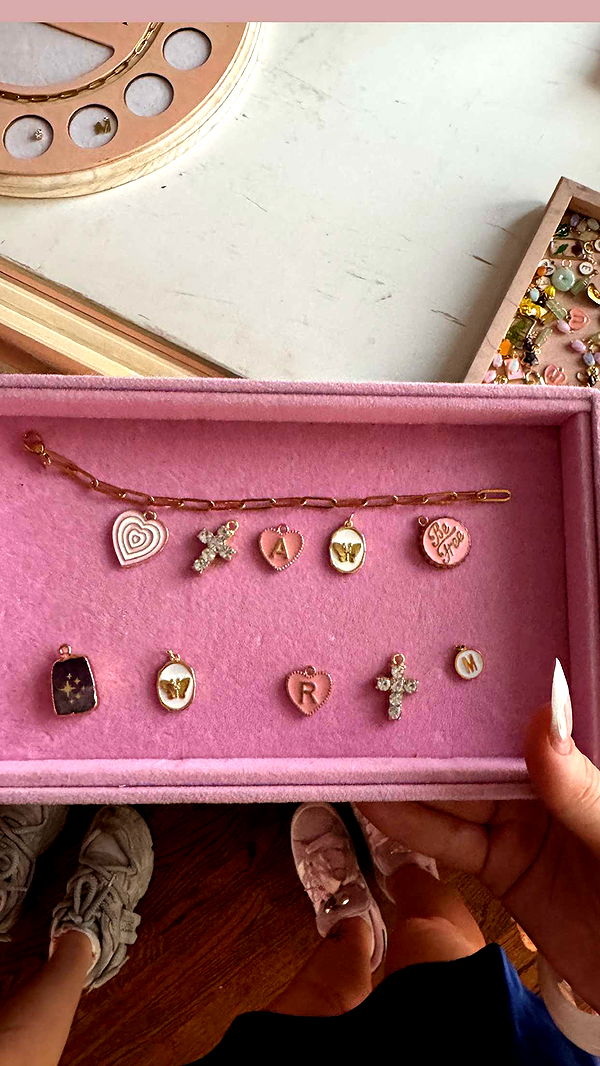 notnevaaadaa image ~ Altpins