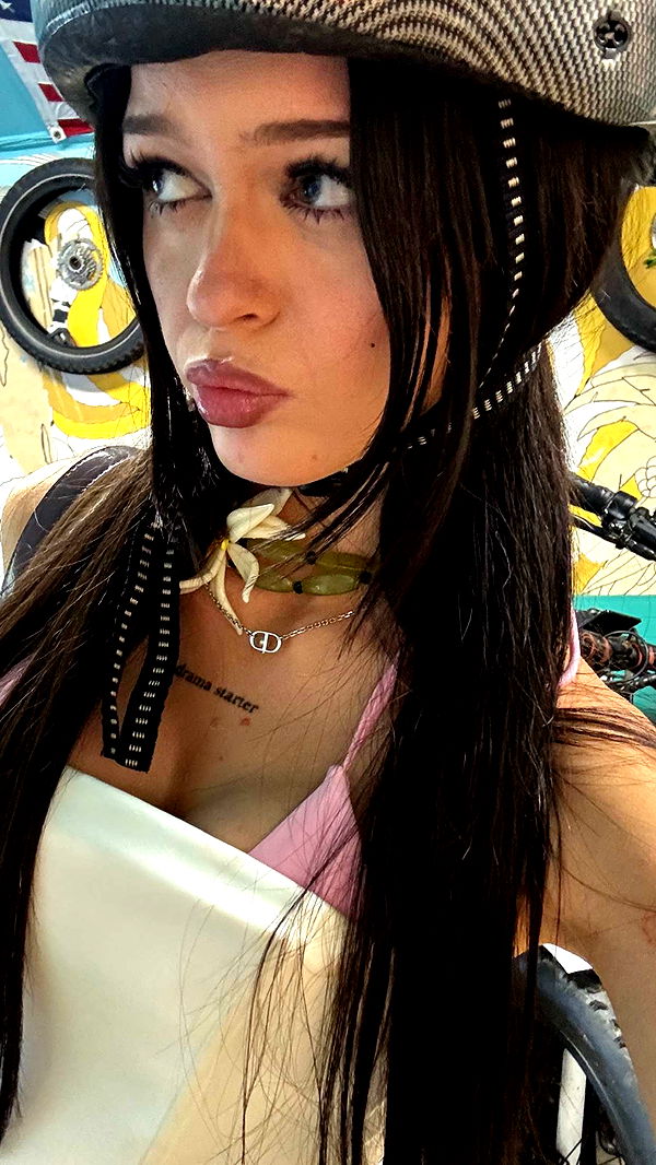 notnevaaadaa image ~ Altpins