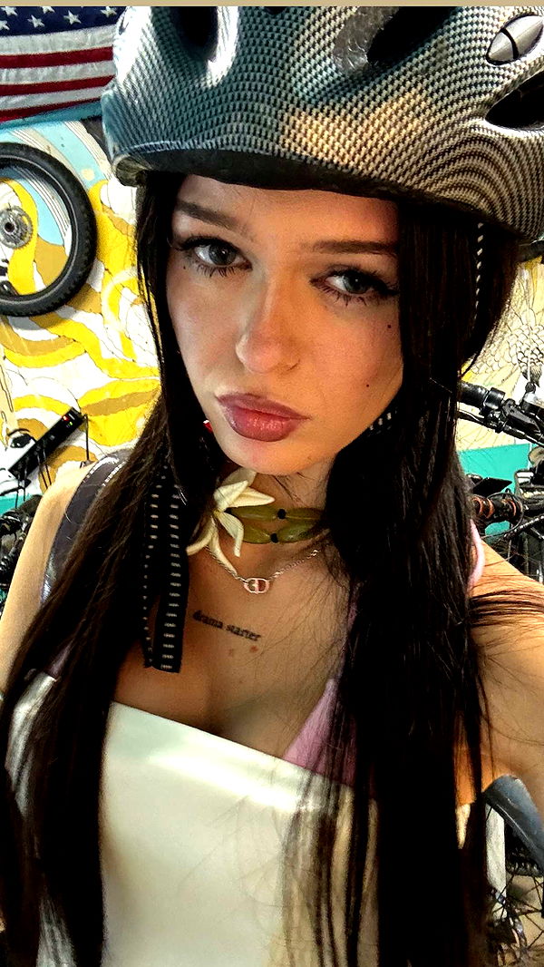 notnevaaadaa image ~ Altpins