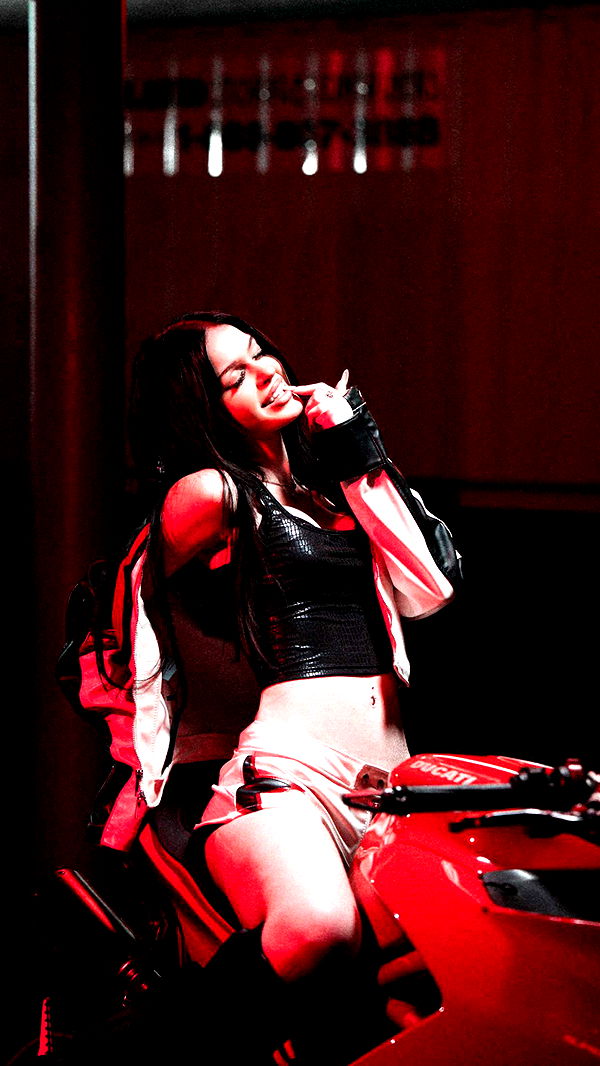 notnevaaadaa image ~ Altpins