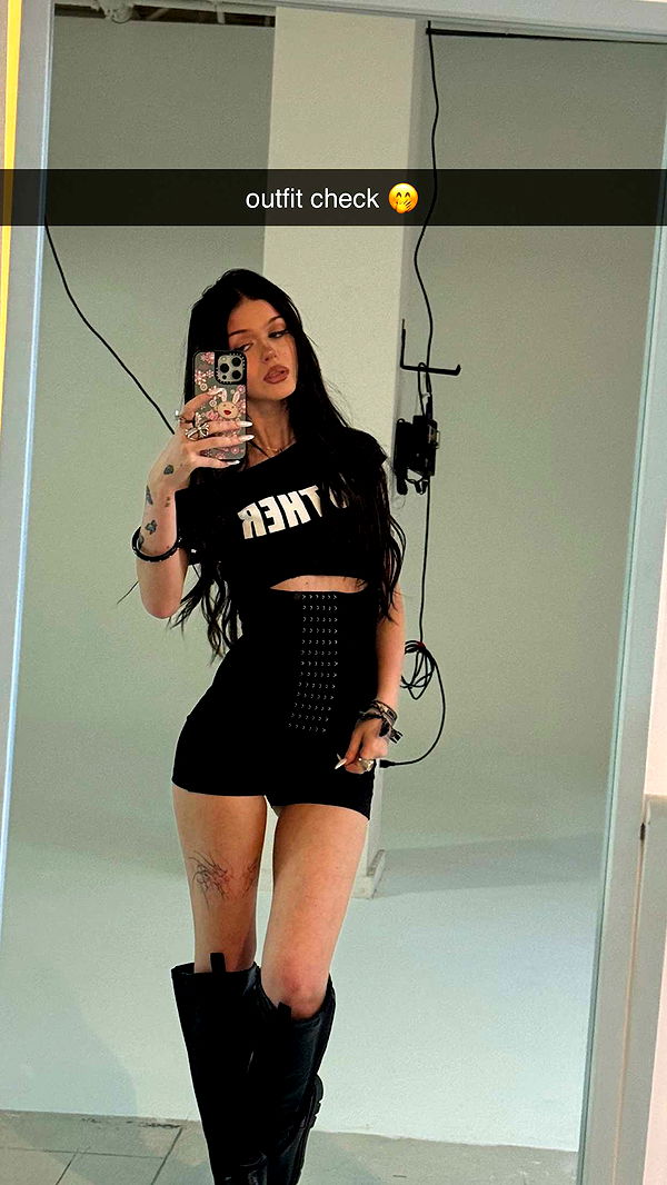 notnevaaadaa image ~ Altpins