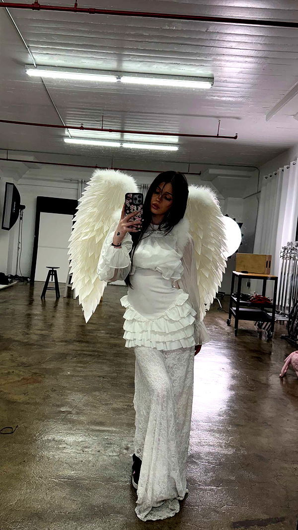 notnevaaadaa image ~ Altpins