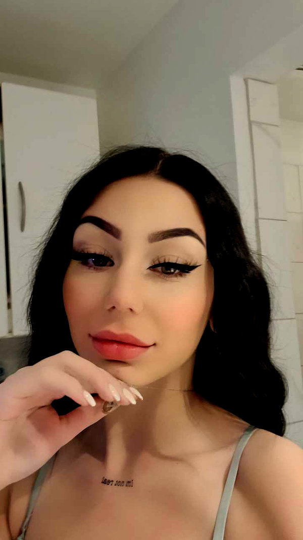 perfexiia snapchat image archive image