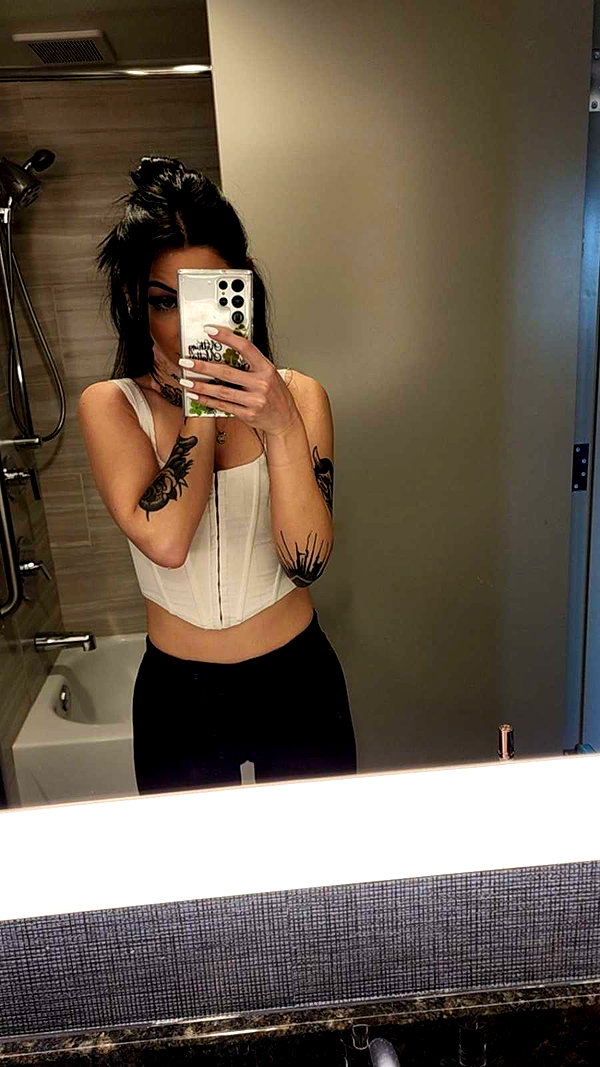 perfexiia snapchat image archive image