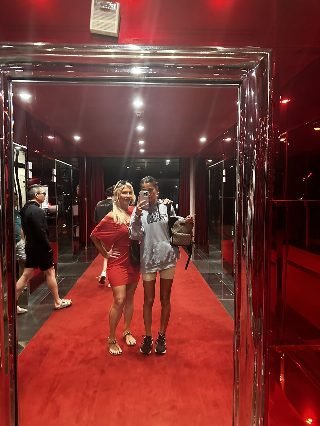 ppwyang0 snapchat image archive image