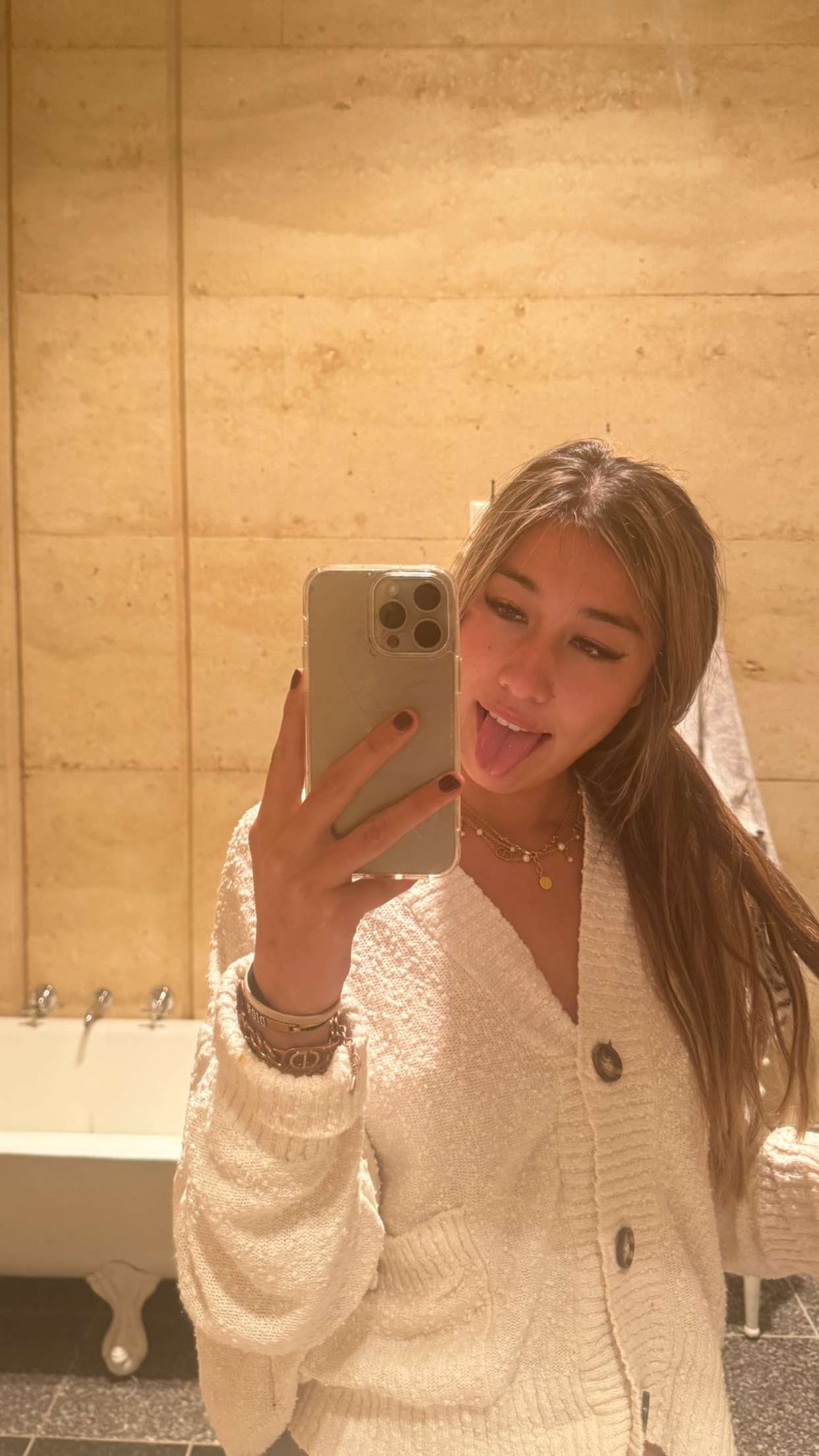 ppwyang0 snapchat image archive image