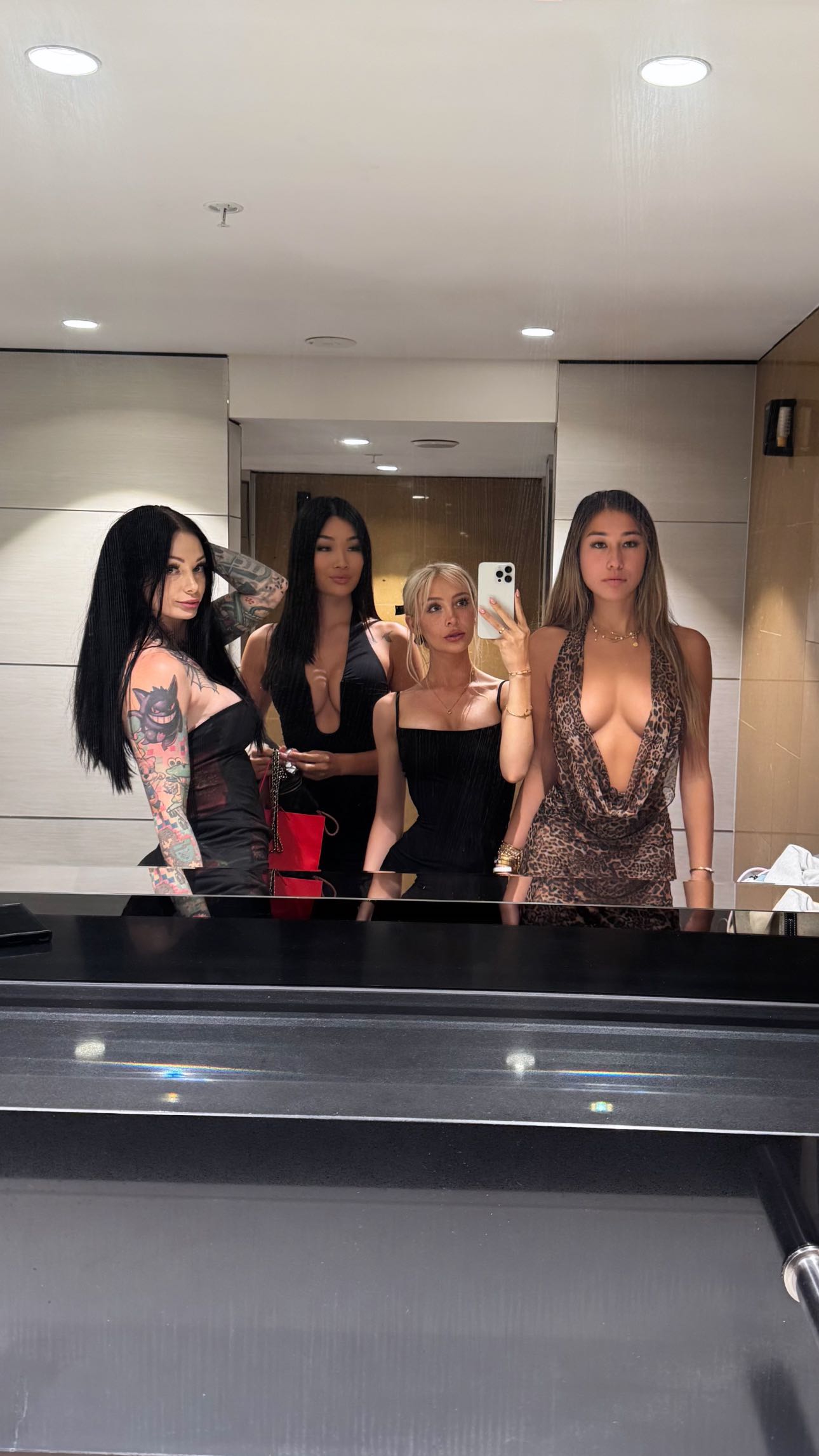 ppwyang0 snapchat image archive image