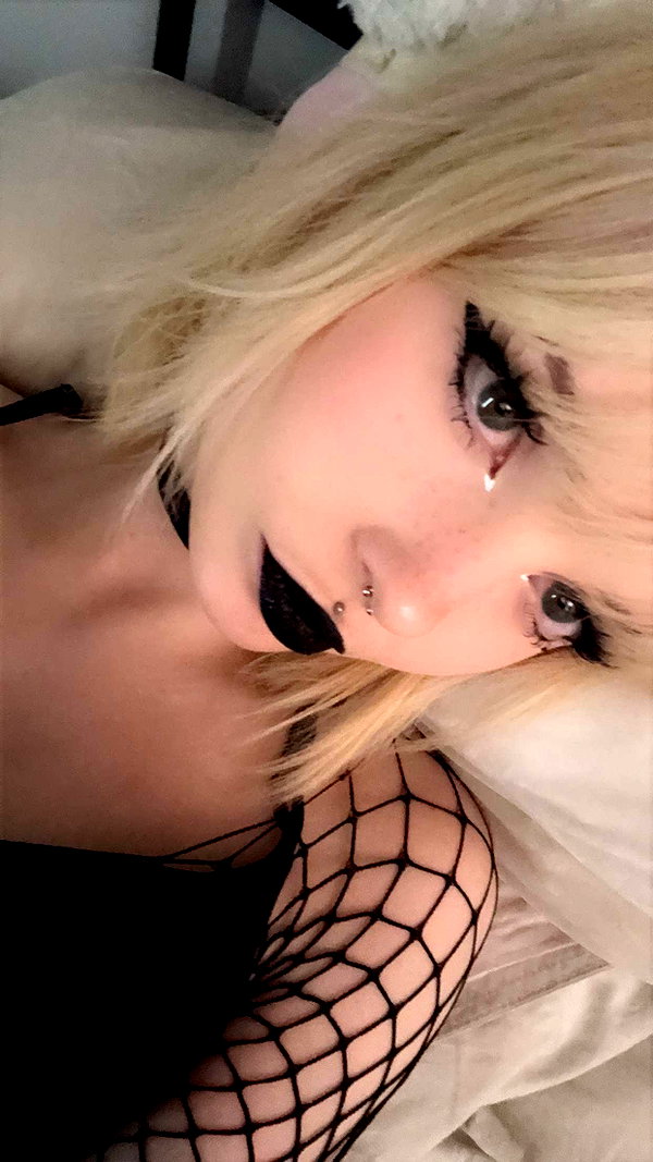 ratskelet0n snapchat image archive image