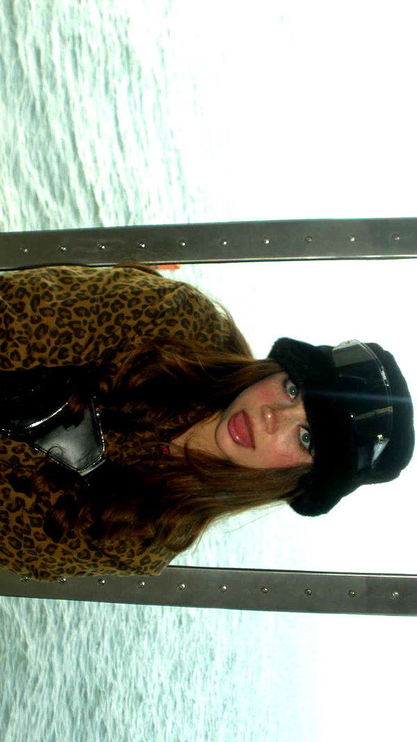 realhaylujan image ~ Altpins